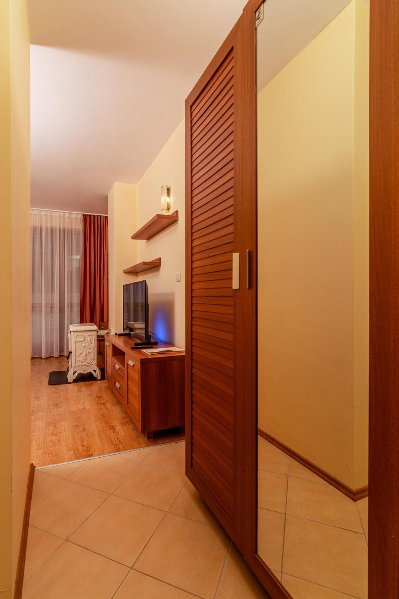 Studio By Mountain Lakes Ezerovo  Экстерьер фото